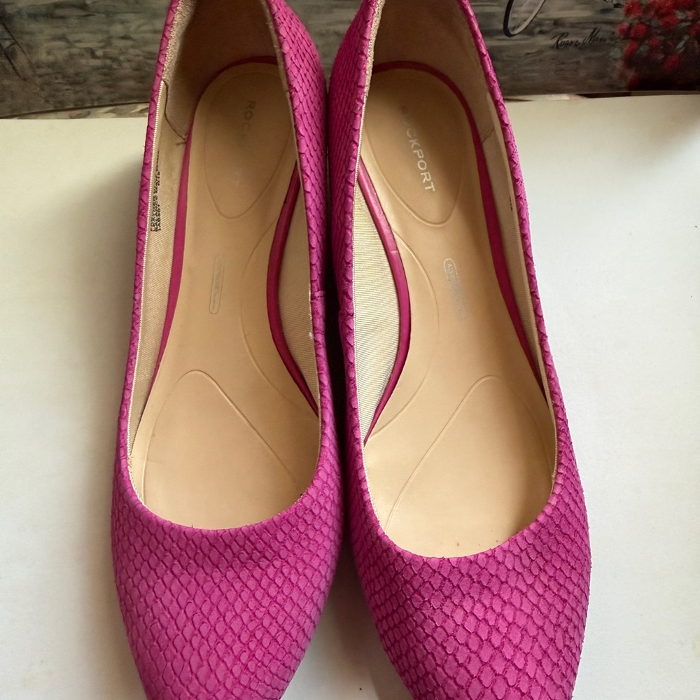Rockport Women's Fuchsia Textured Ballet Flats